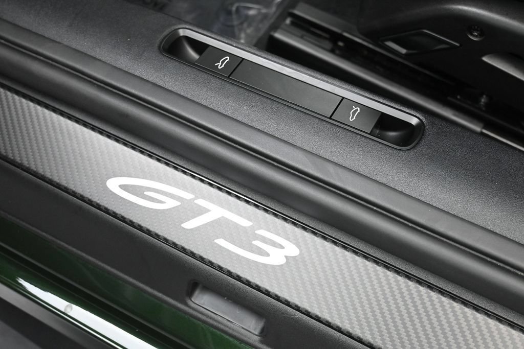 Certified 2026 Porsche 911 GT3 RWD image 28