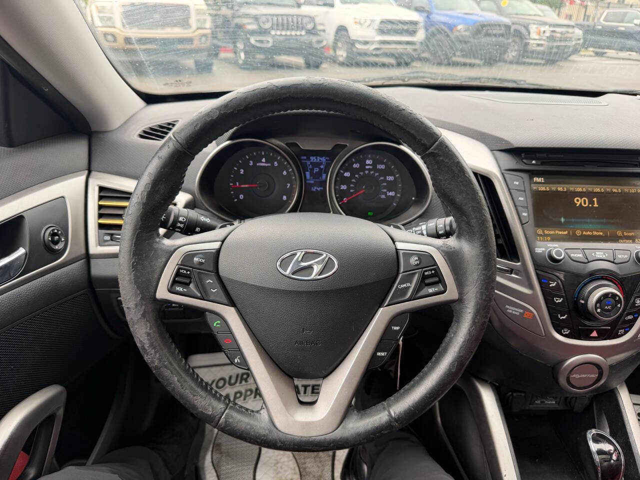 Used 2012 Hyundai Veloster w/ Style Pkg FWD image 12