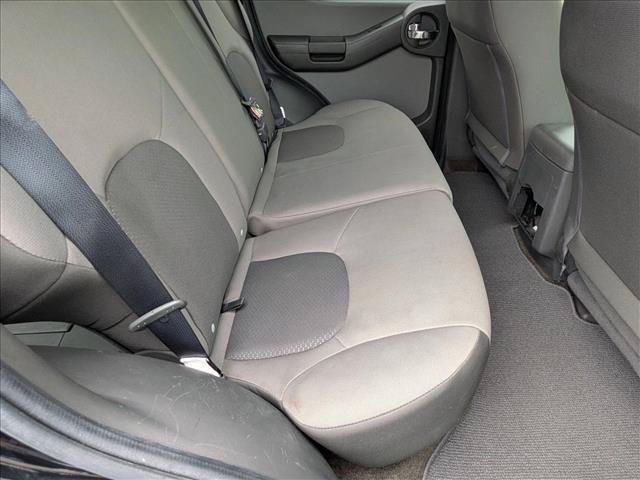 Used 2015 Nissan Xterra X AWD/4WD image 17