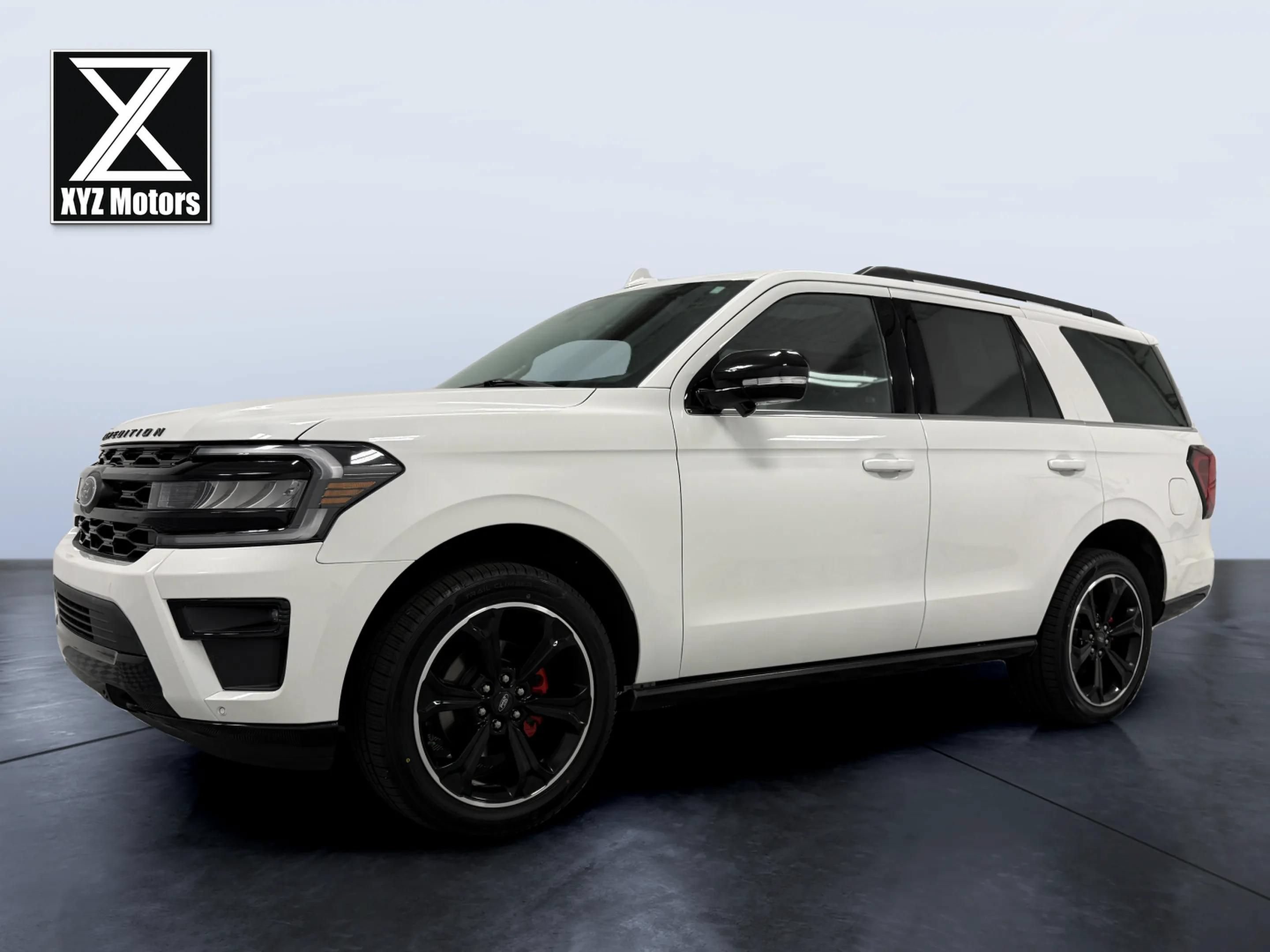 Used 2023 Ford Expedition Limited AWD/4WD image 2