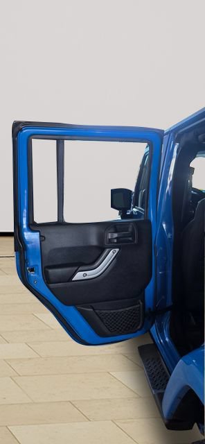 Used 2012 Jeep Wrangler Unlimited Sahara w/ Connectivity Group image 21