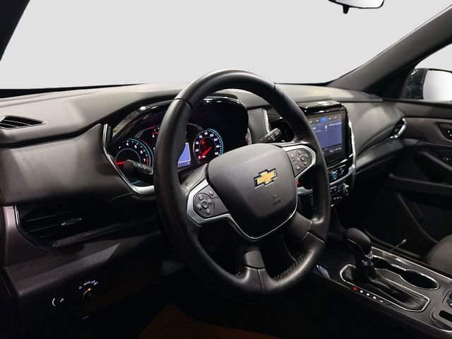 Used 2023 Chevrolet Traverse LT image 10