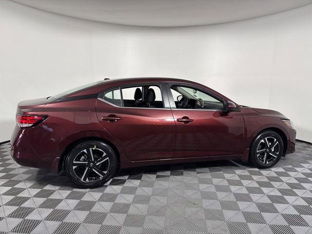 Used 2025 Nissan Sentra SV image 7