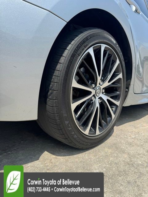 Used 2018 Toyota Camry SE w/ Audio Package FWD image 14