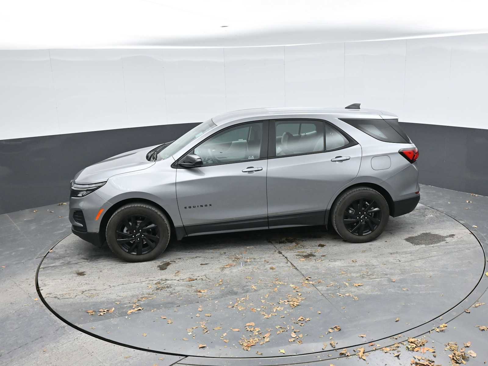 Used 2024 Chevrolet Equinox LS w/ Sport Edition image 26