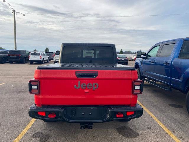 Used 2021 Jeep Gladiator Rubicon AWD/4WD image 10