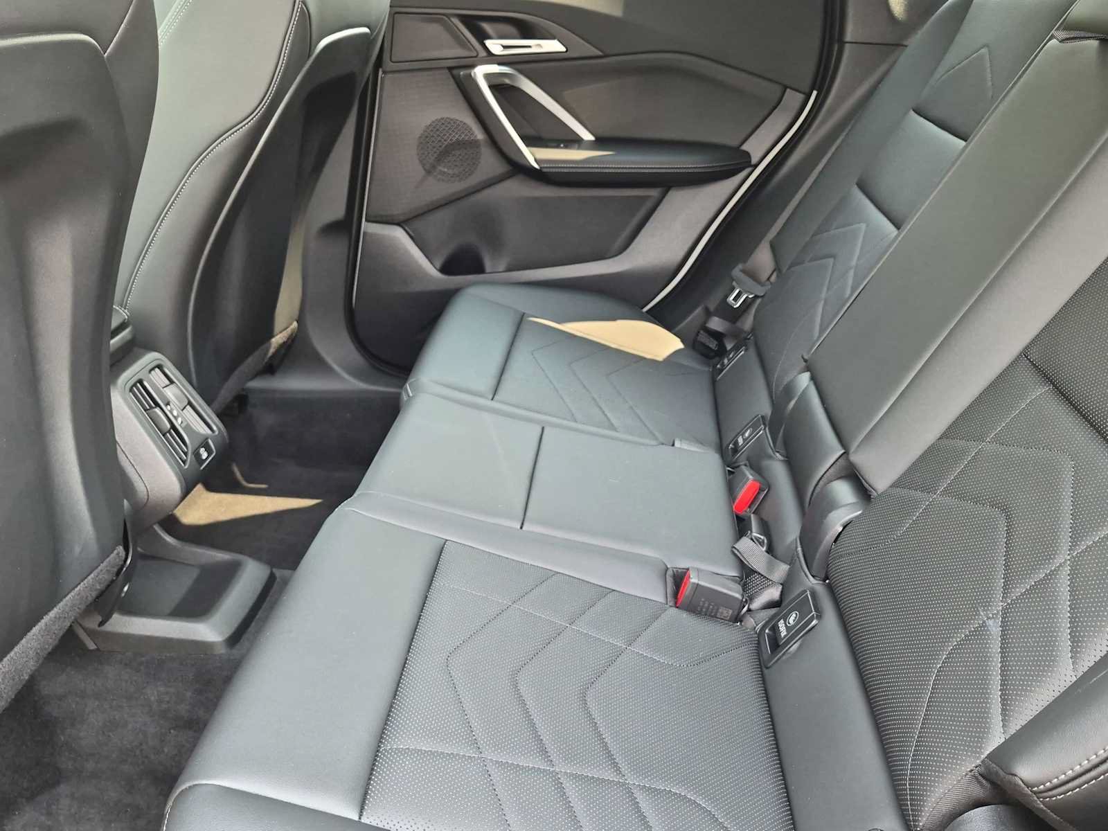New 2026 BMW X1 xDrive28i AWD/4WD image 20