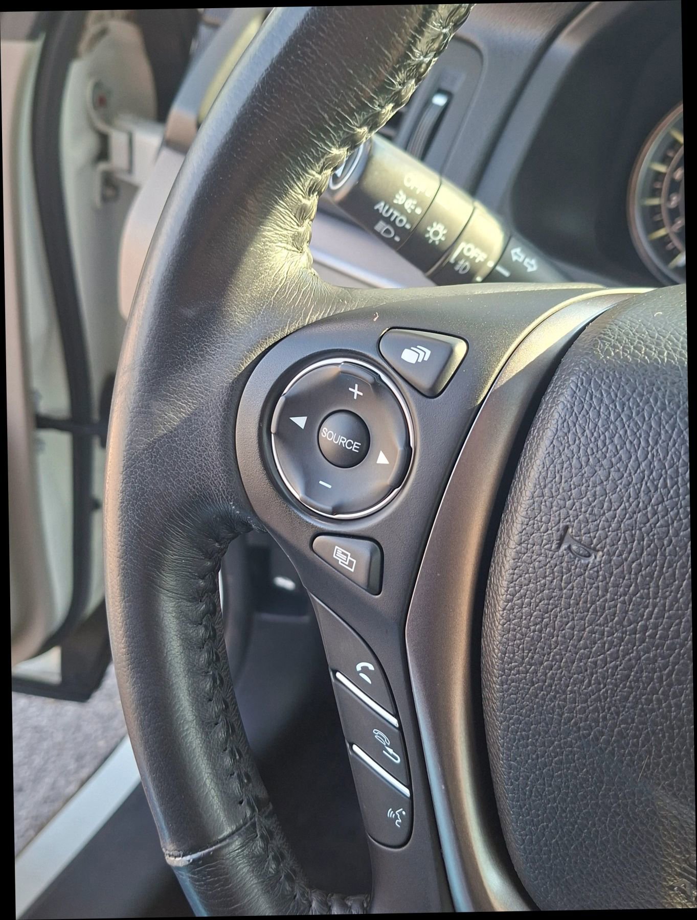 Used 2016 Honda Pilot EX-L image 27