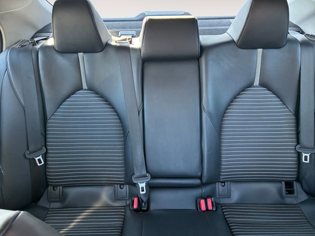 Used 2021 Toyota Camry SE w/ Convenience Package image 26