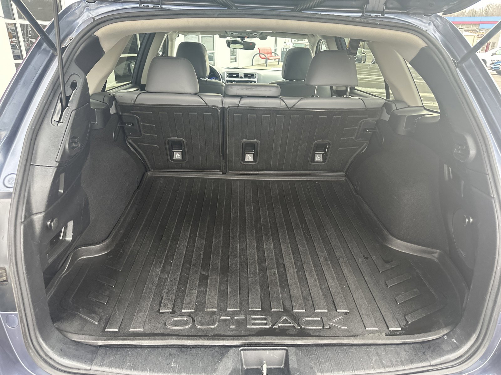 Used 2018 Subaru Outback 2.5i Limited AWD/4WD image 28