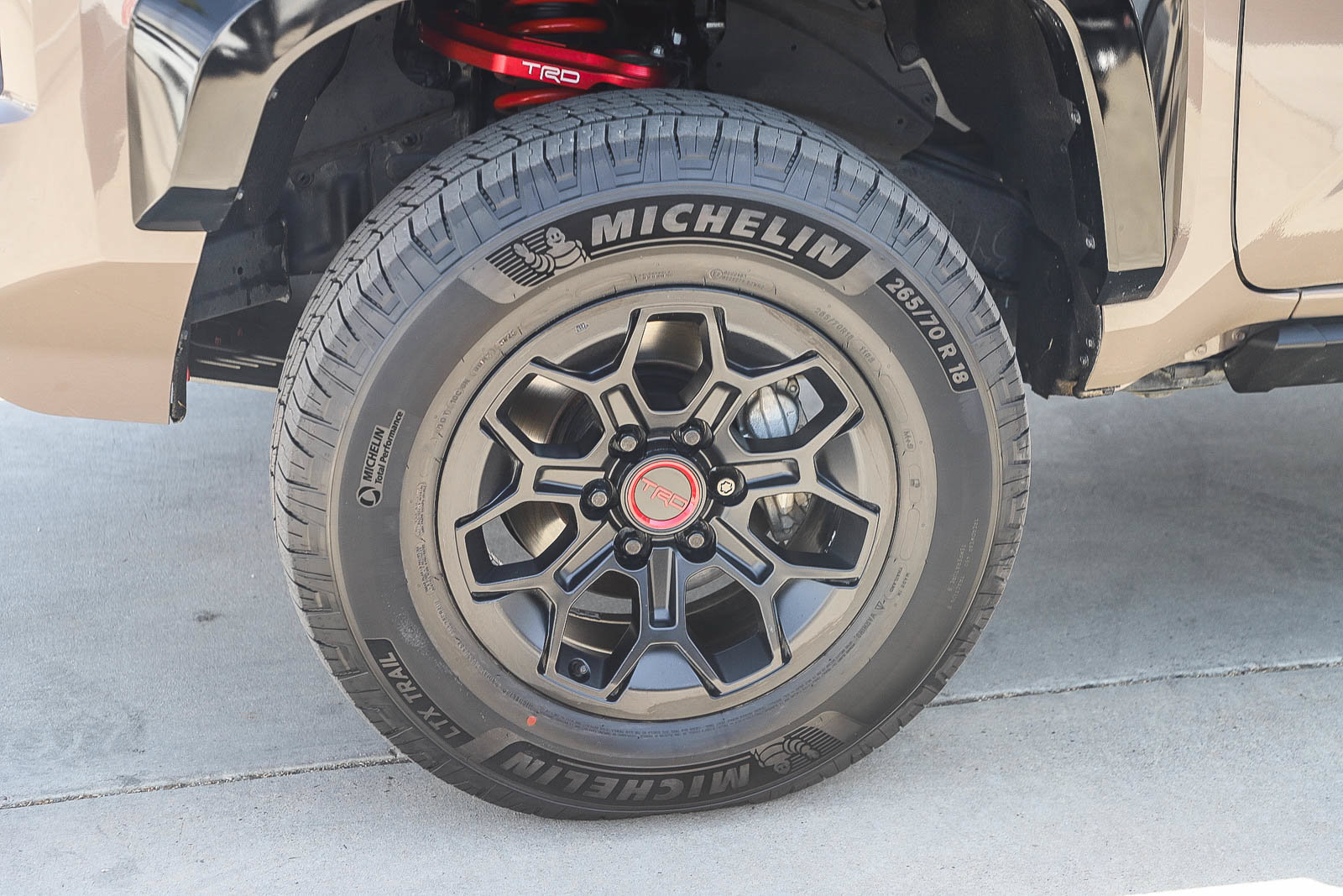 Used 2025 Toyota Tacoma TRD Pro AWD/4WD image 13