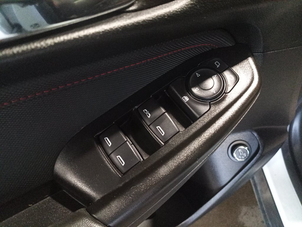 Used 2024 Chevrolet TrailBlazer RS w/ Convenience Package FWD image 13