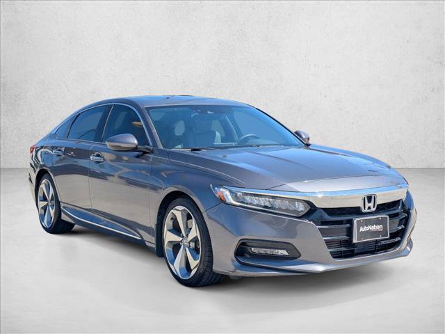 Used 2018 Honda Accord Touring video 3