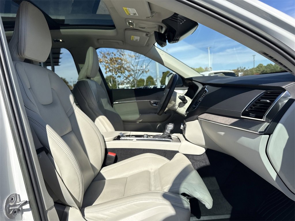 Used 2022 Volvo XC90 T6 Inscription w/ Advanced Package image 20
