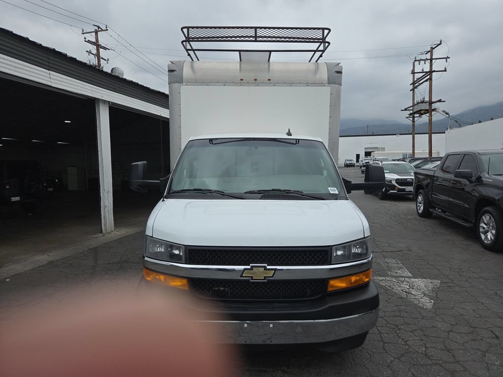 Used 2021 Chevrolet Express 3500 w/ Power Convenience Package RWD image 9