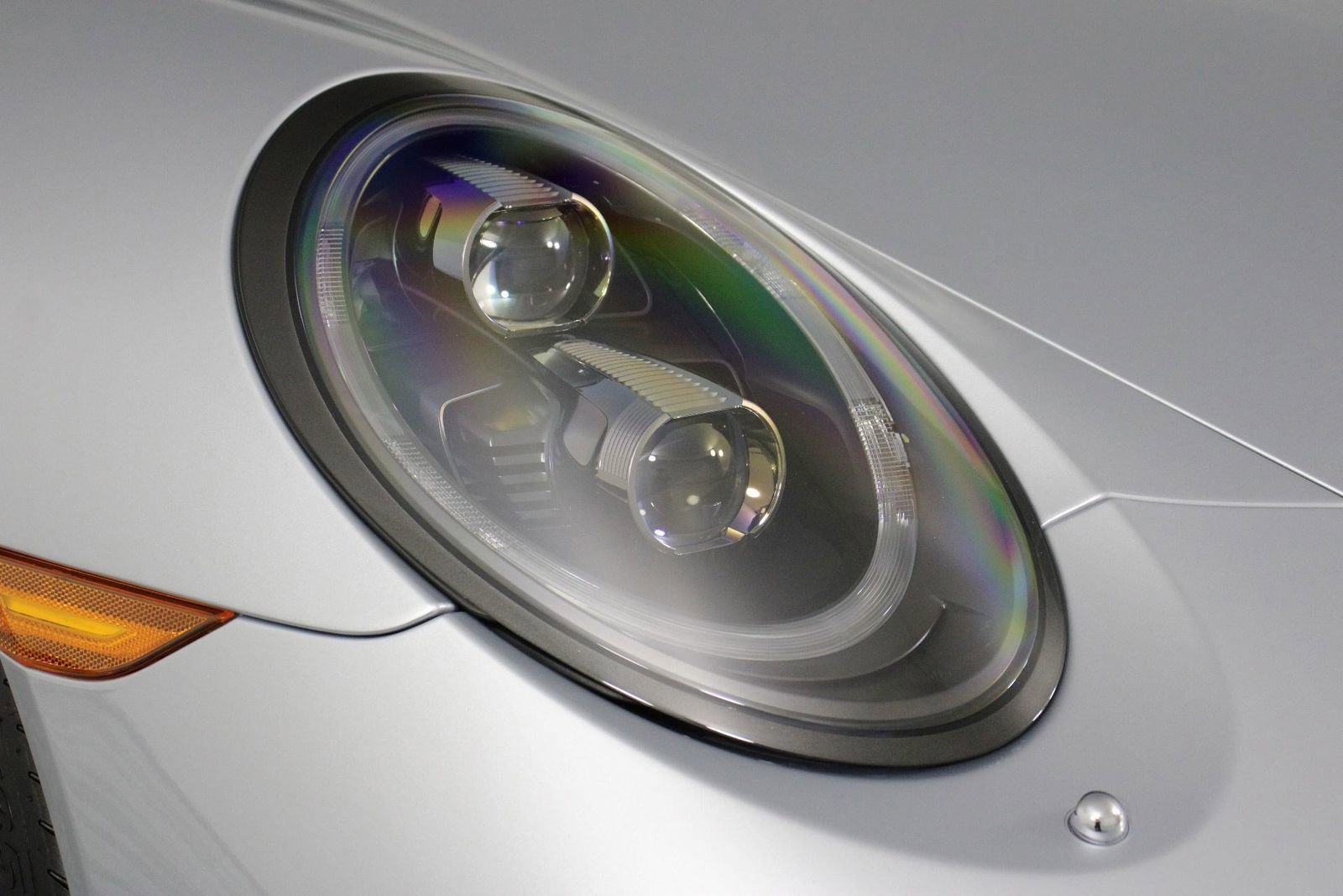 Certified 2017 Porsche 911 Carrera 4S image 27