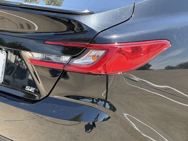 Used 2025 Toyota Camry SE FWD image 7