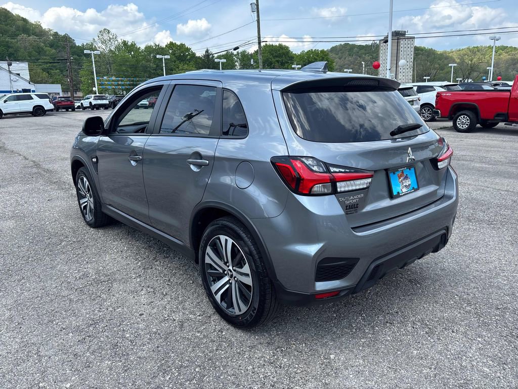 Used 2025 Mitsubishi Outlander Sport ES AWD/4WD image 3