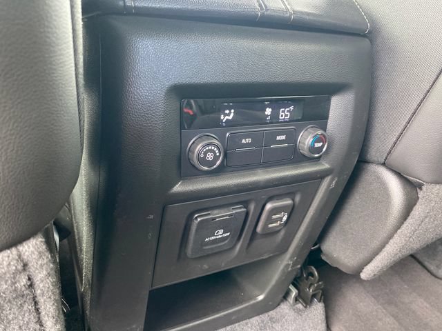 Certified 2023 Chevrolet Traverse LT w/ LT Premium Package AWD/4WD image 20