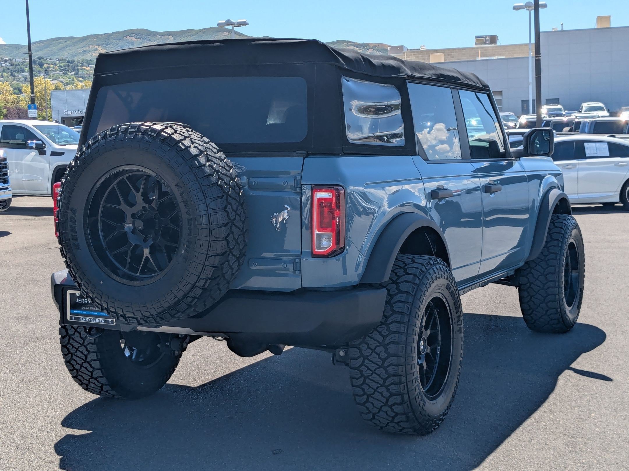 Used 2022 Ford Bronco 4-Door AWD/4WD image 5