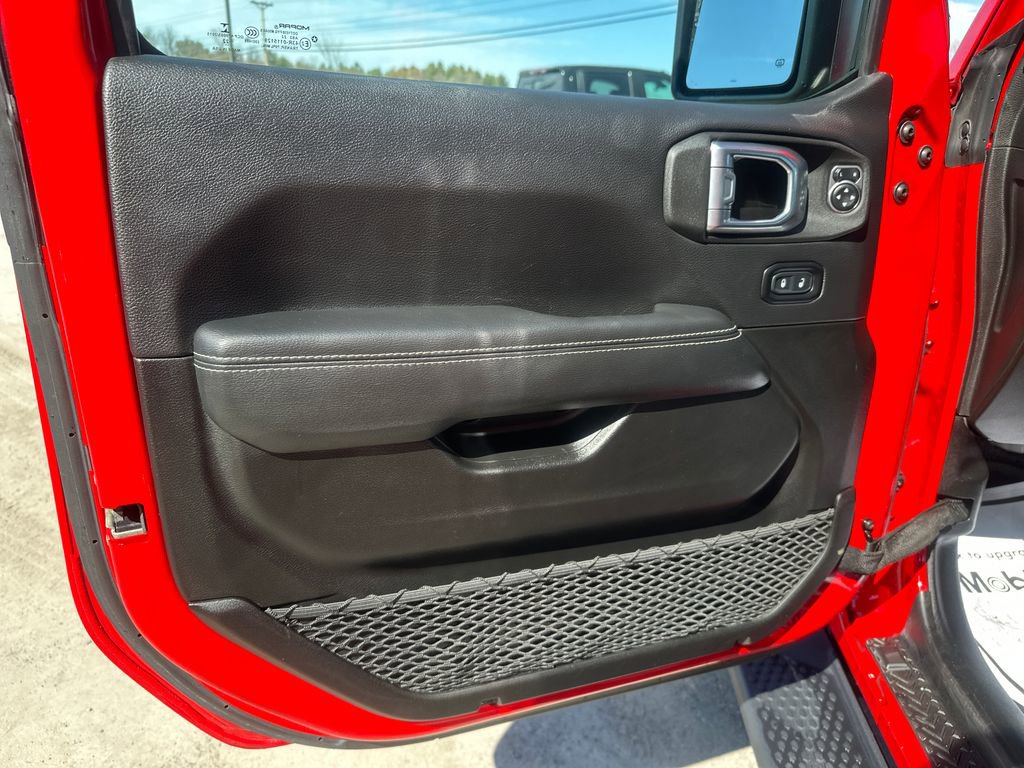 Used 2022 Jeep Wrangler Unlimited Sahara image 10