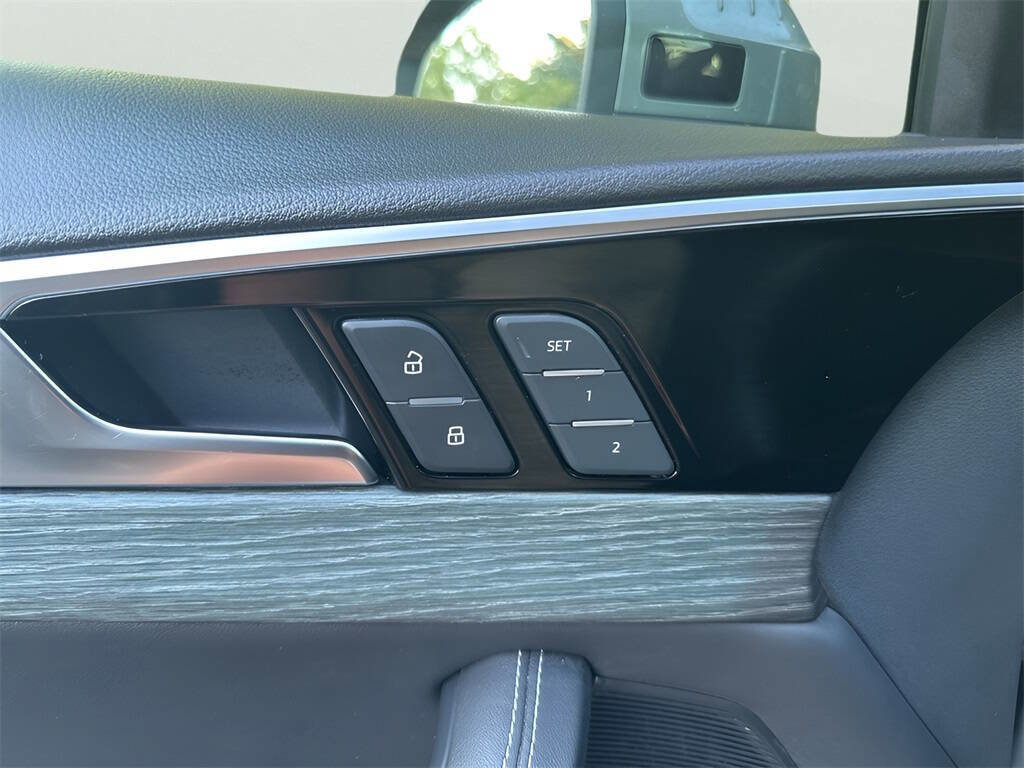 Used 2023 Audi A4 2.0T Premium Plus image 19