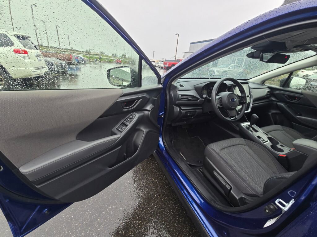 Used 2024 Subaru Crosstrek 2.0i Premium image 16