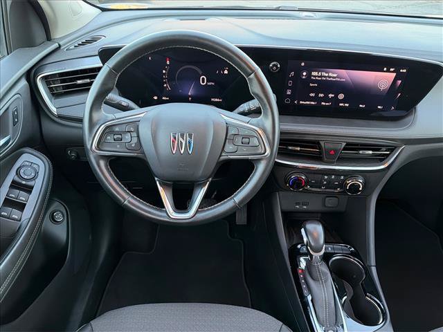 Certified 2024 Buick Encore GX Preferred w/ Comfort Package FWD image 16