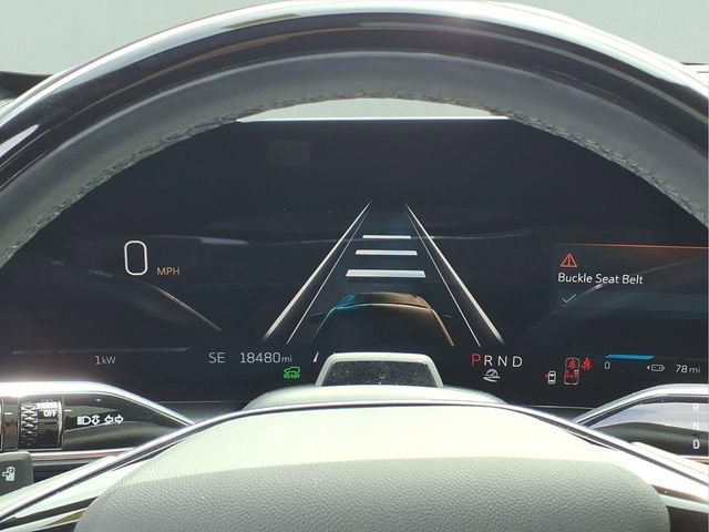 Used 2025 Cadillac Lyriq Luxury w/ LPO, Floor Liner Package AWD/4WD image 12