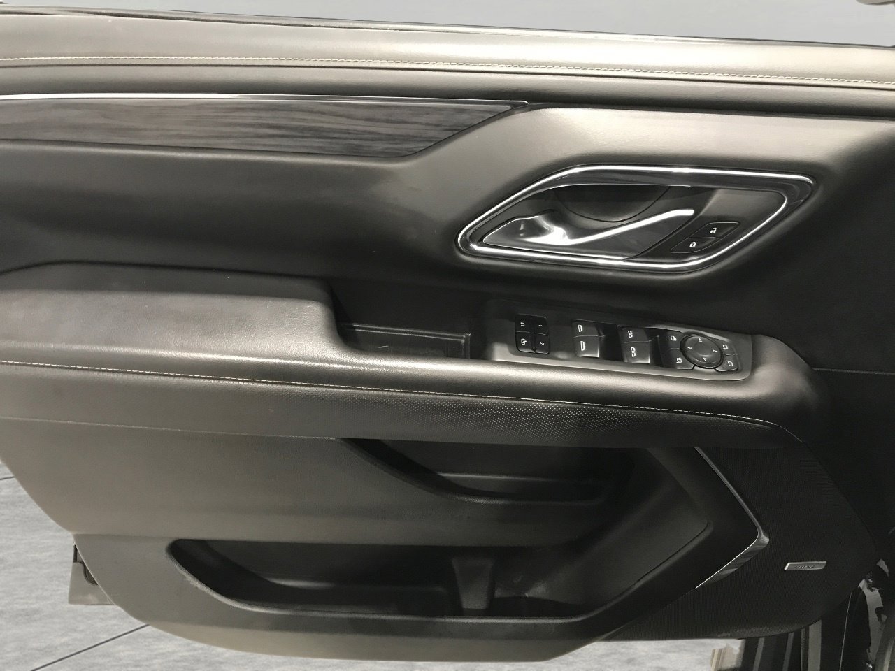 Used 2022 GMC Yukon SLT w/ SLT Luxury Package image 31