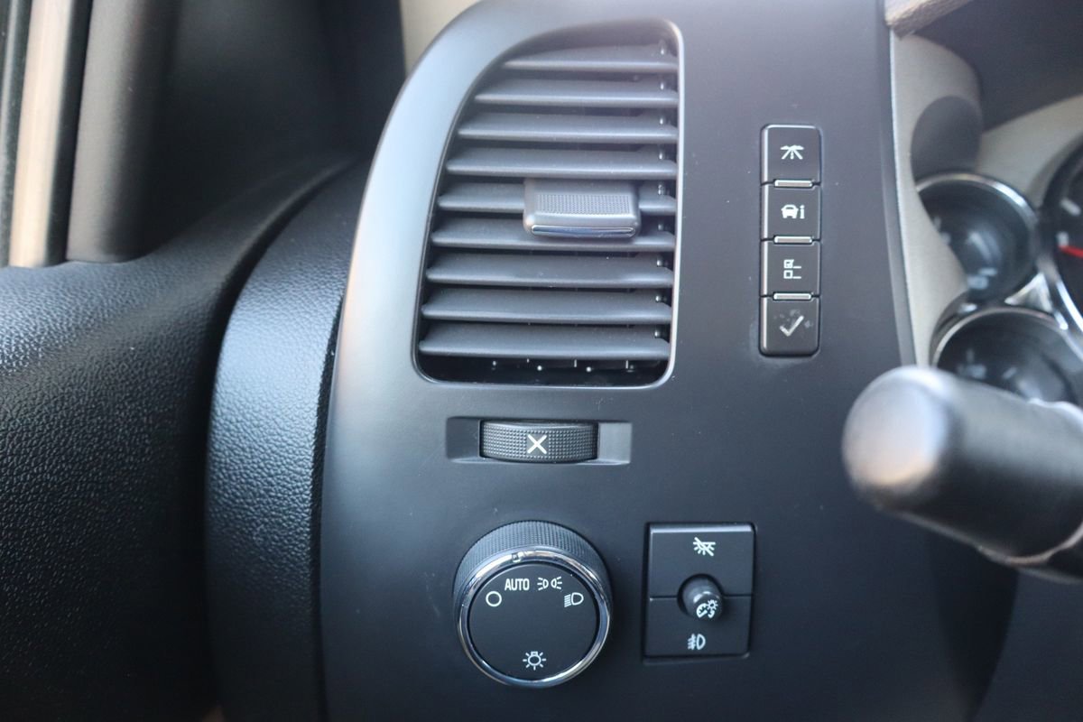 Used 2007 Chevrolet Silverado 1500 LT w/ 1LT Convenience Package image 28