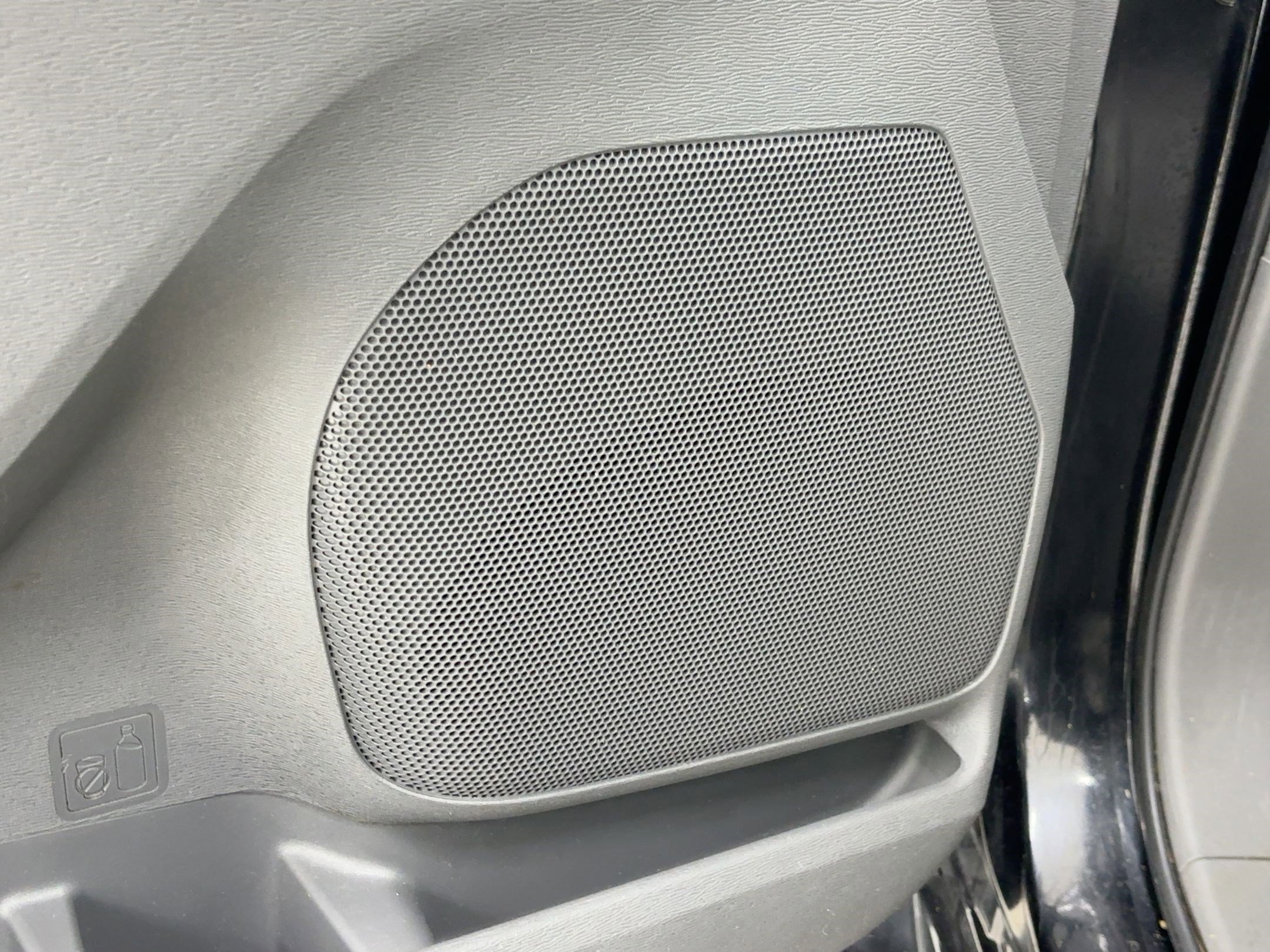 Used 2019 Toyota Sienna XLE image 17