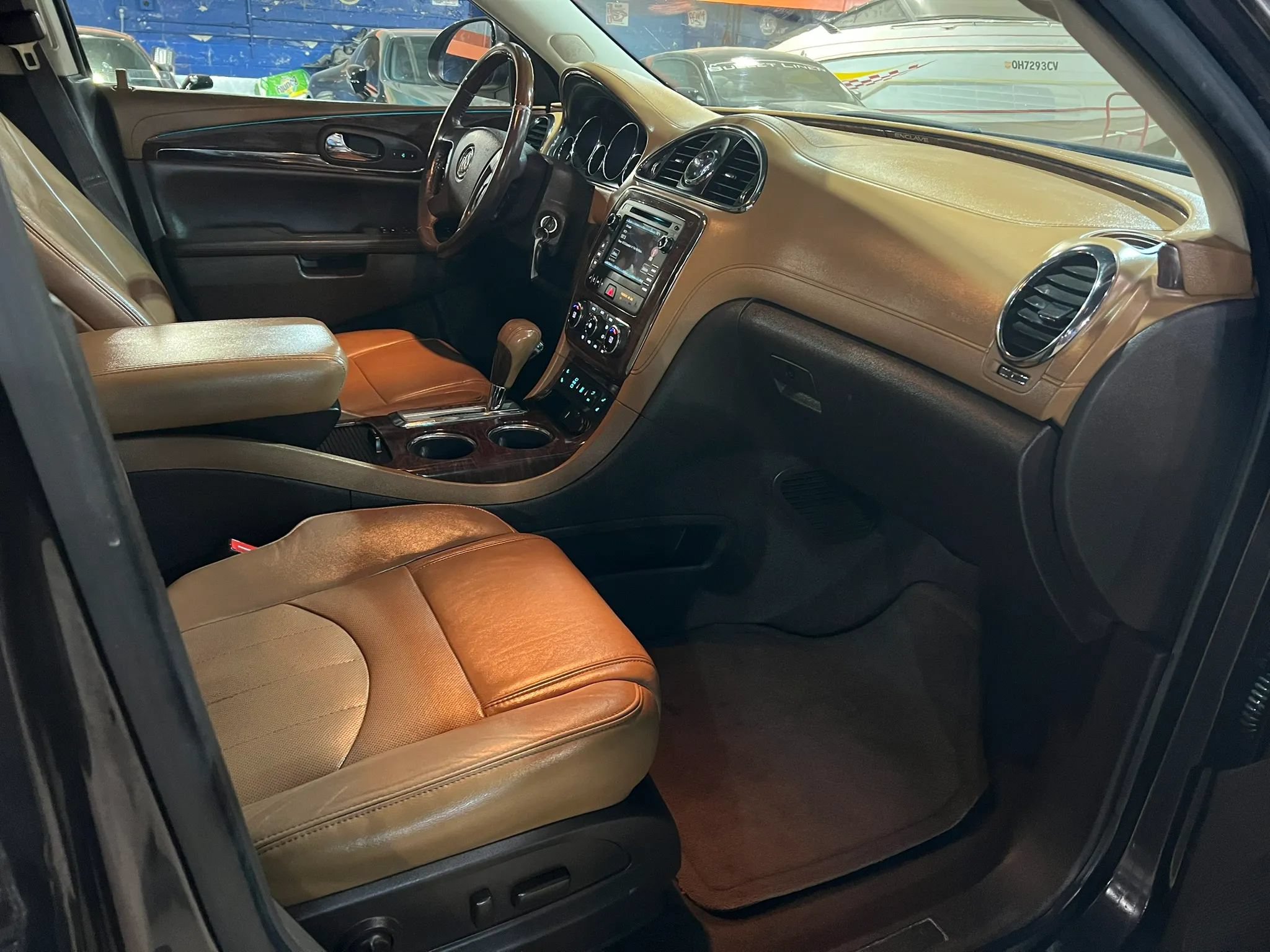 Used 2017 Buick Enclave Leather FWD image 17