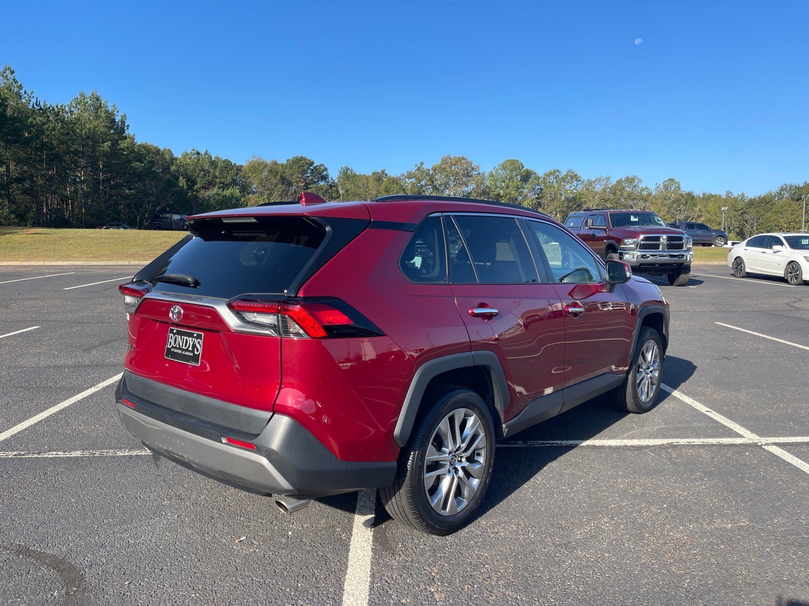 Used 2023 Toyota RAV4 Limited w/ Limited Grade Weather Package FWD image 17