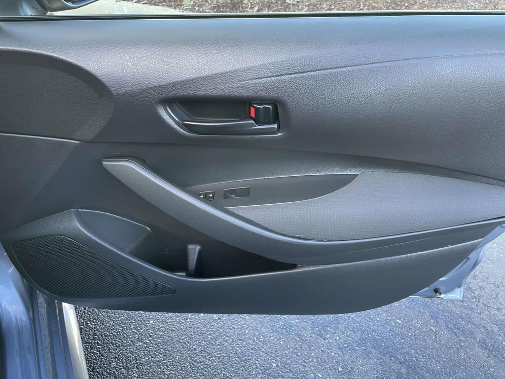 Used 2023 Toyota Corolla LE image 43