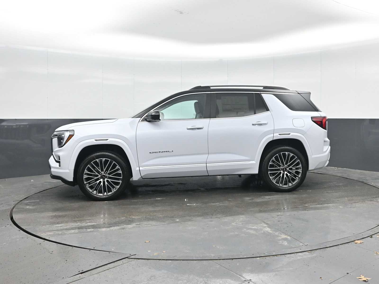 New 2026 GMC Terrain Denali image 4