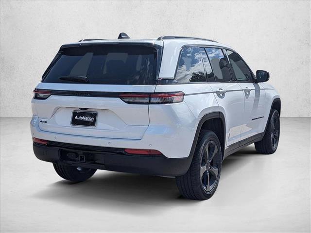 New 2025 Jeep Grand Cherokee Altitude image 2