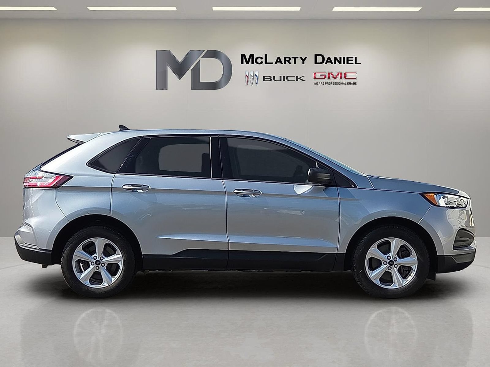 Used 2024 Ford Edge SE AWD/4WD image 15