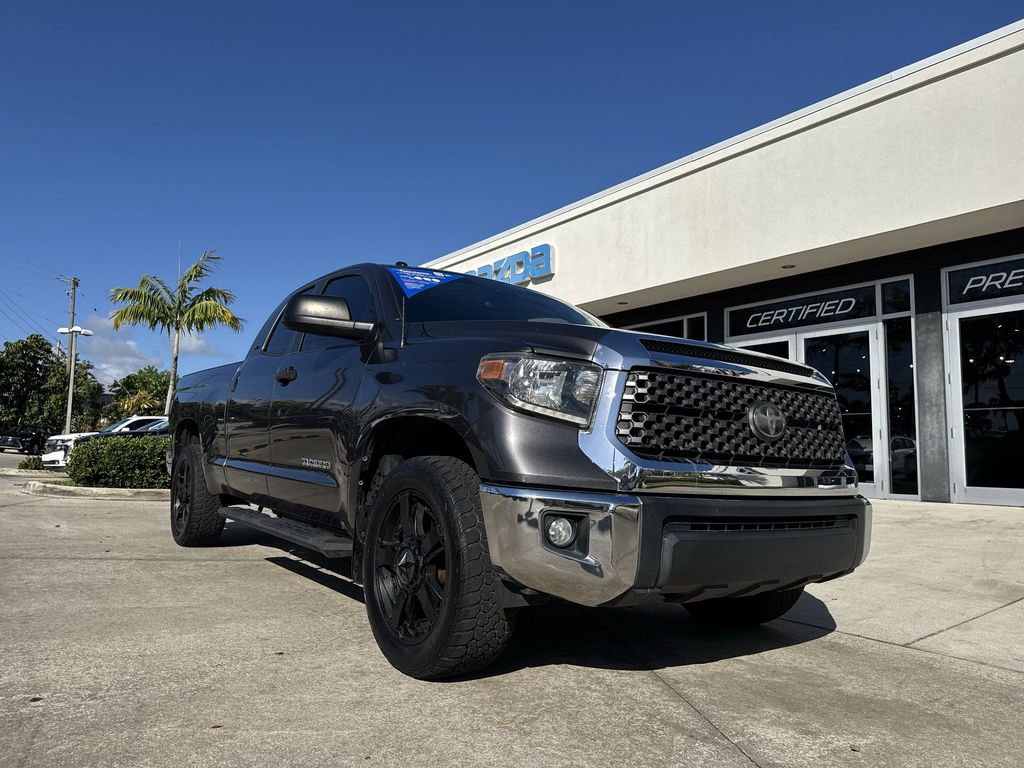 Used 2019 Toyota Tundra SR5 w/ SR5 Upgrade Package image 31