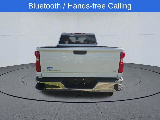 Used 2024 Chevrolet Silverado 2500 LT AWD/4WD image 4
