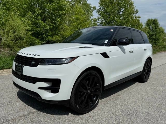 Used 2025 Land Rover Range Rover Sport SE
