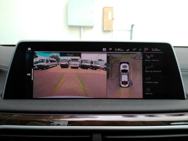 Used 2022 BMW 740i RWD image 8