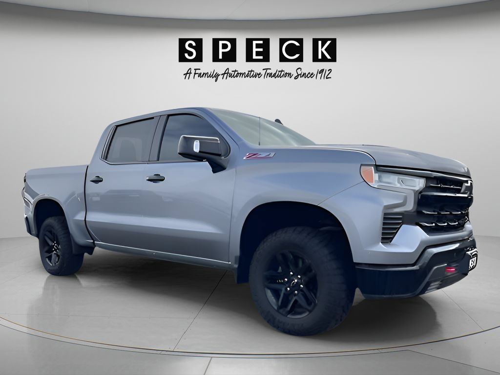 Used 2024 Chevrolet Silverado 1500 LT Trail Boss w/ Convenience Package II AWD/4WD image 7