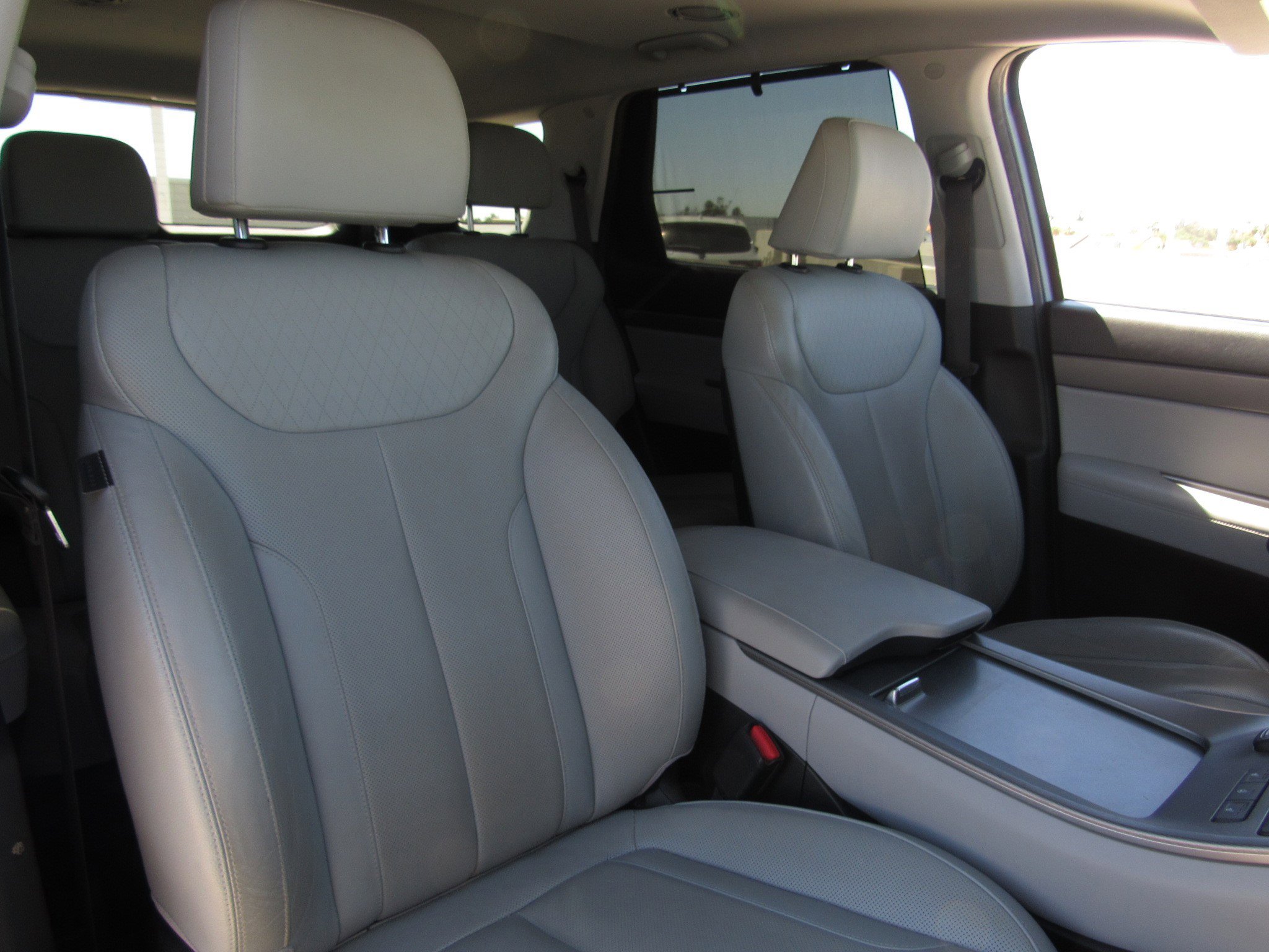 Used 2021 Hyundai Palisade SEL w/ Premium Package image 11