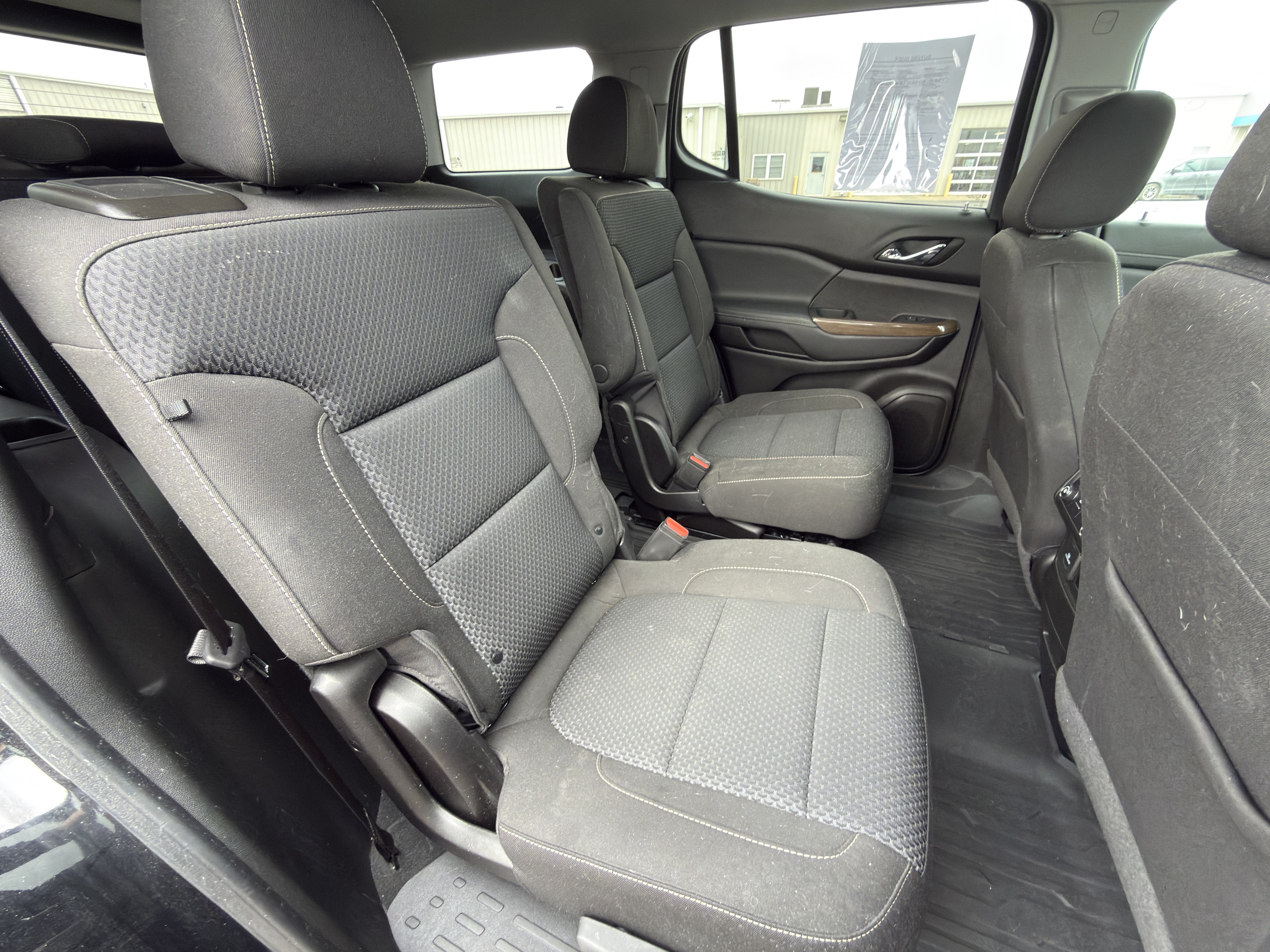 Used 2023 GMC Acadia SLE w/ Driver Convenience Package AWD/4WD image 14