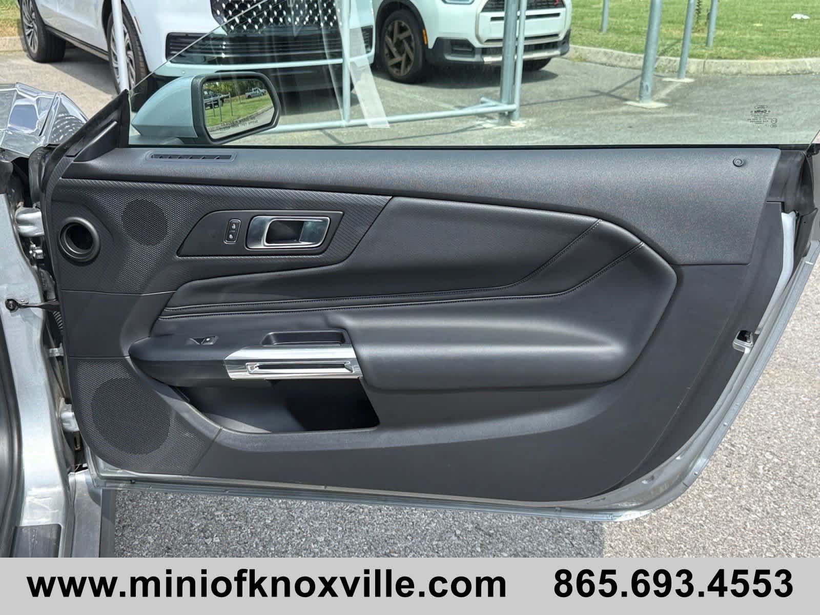 Used 2025 Ford Mustang Premium RWD image 17