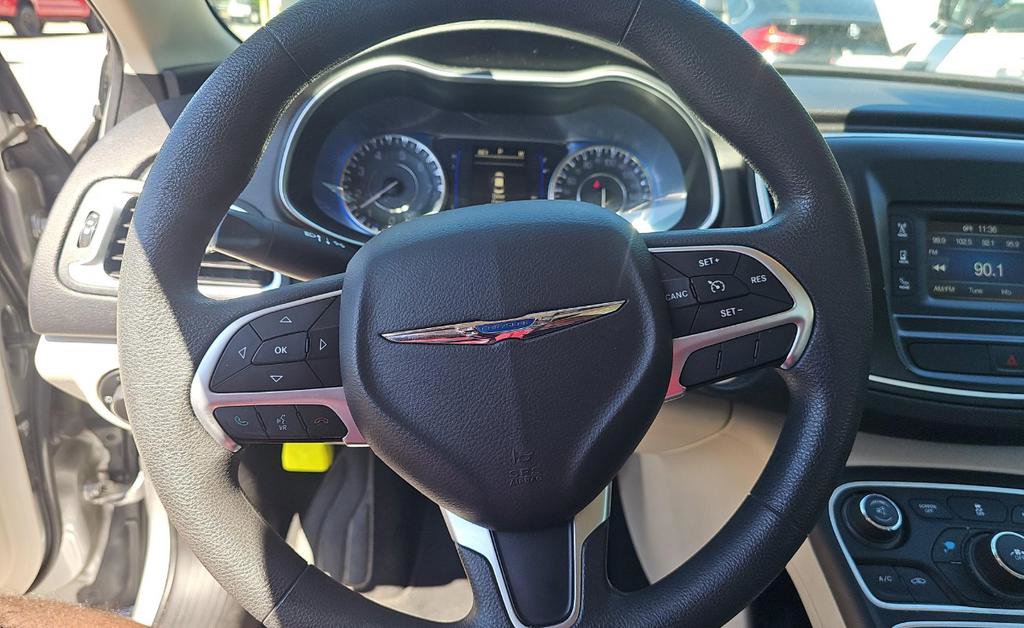 Used 2016 Chrysler 200 Limited FWD image 12