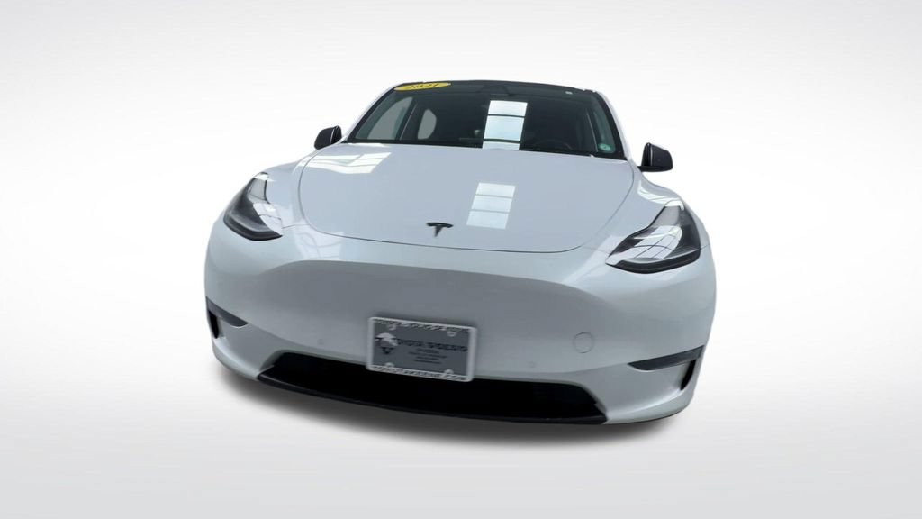 Used 2021 Tesla Model Y Performance AWD/4WD image 3