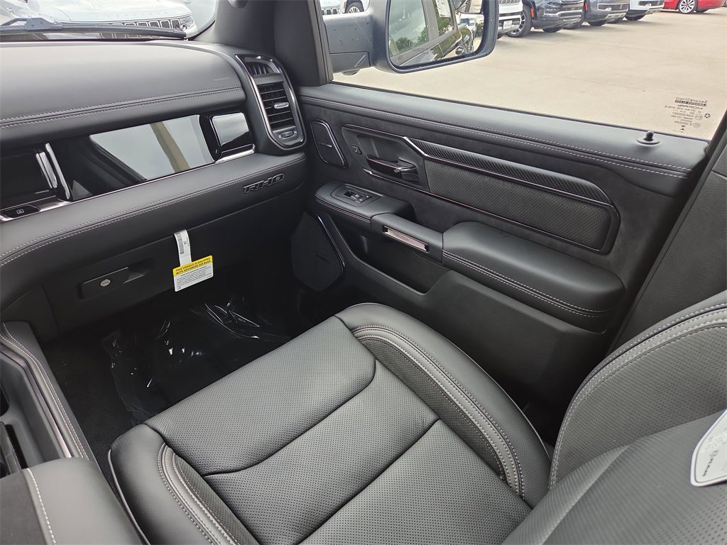 New 2026 RAM 1500 RHO image 17
