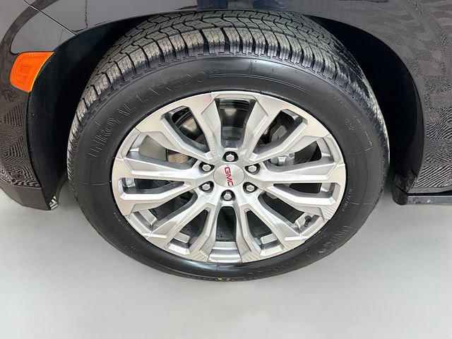 Used 2023 GMC Yukon XL Denali w/ Denali Reserve Package image 35